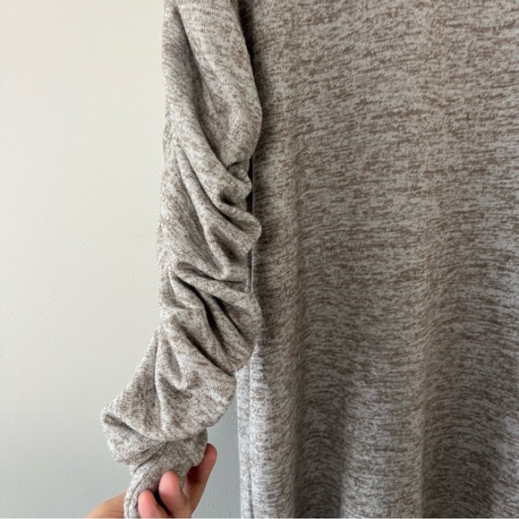 Zara Cinched Long Sleeve Cream Tan Soft Lightweight Oversized Sweater Dress Med - Picture 3 of 8